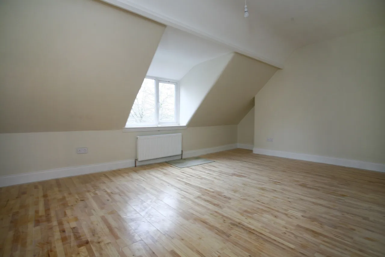 Flat 3, 470 Chiswick High Road, London, photo 9