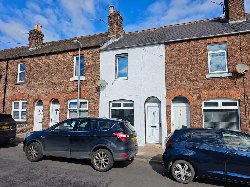 2 bed house for sale — Millholme Avenue, Carlisle CA2 4DP