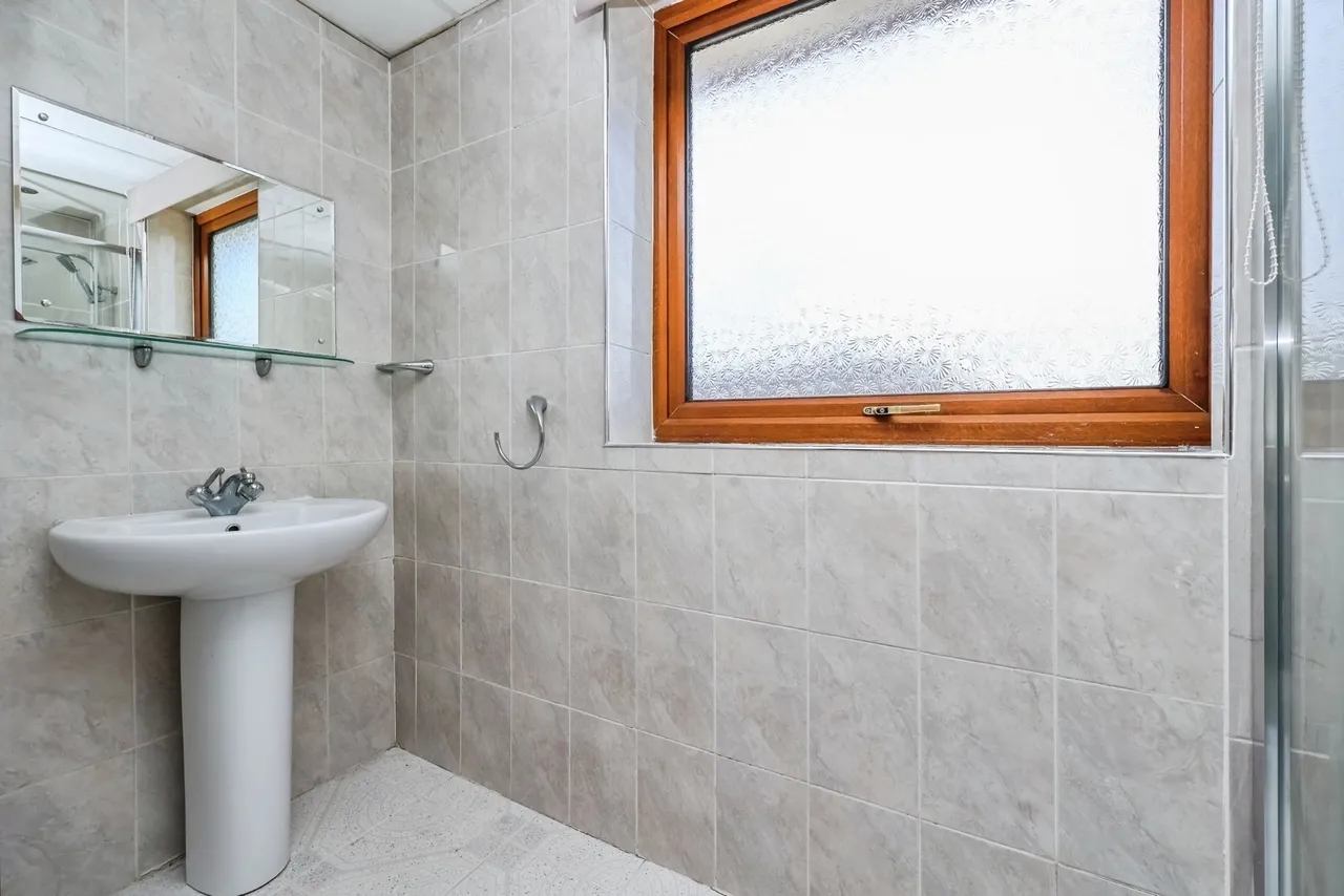 Inglewood Road, Clifton, Nottingham, NG11, photo 13