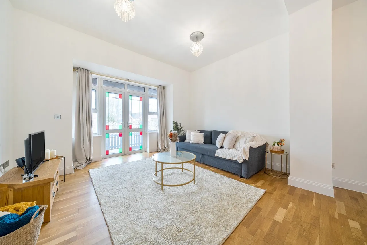 Court Road, SE9, photo 8