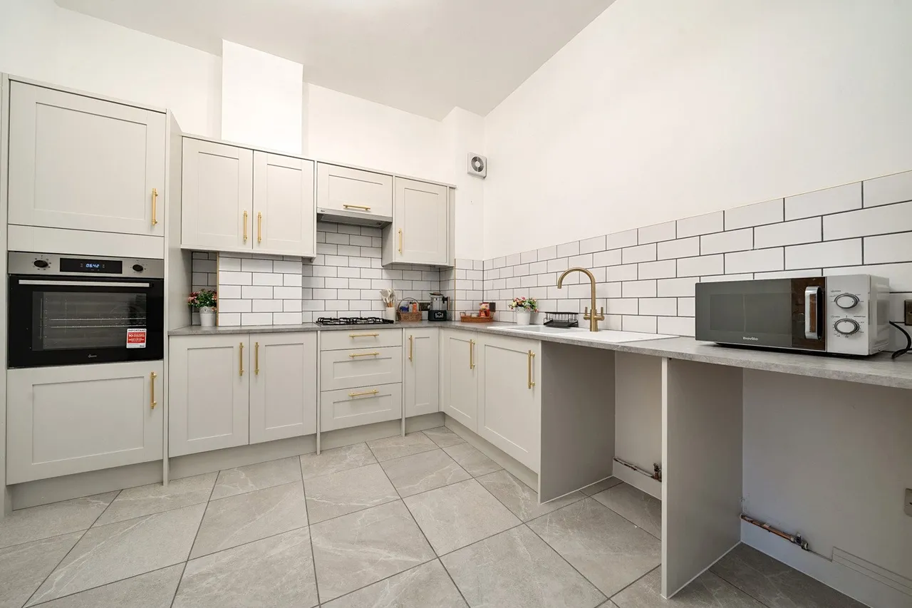 Court Road, SE9, photo 6