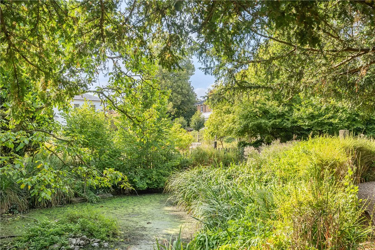 Wye House Gardens, Barn Street, SN8, photo 15