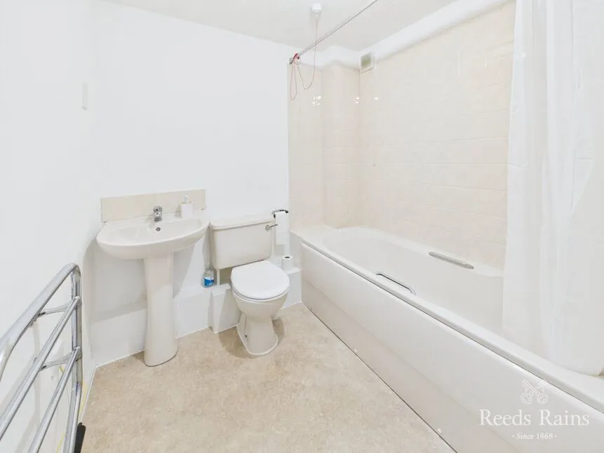 Strawberry Court, Scarborough, North Yorkshire, YO12, photo 8