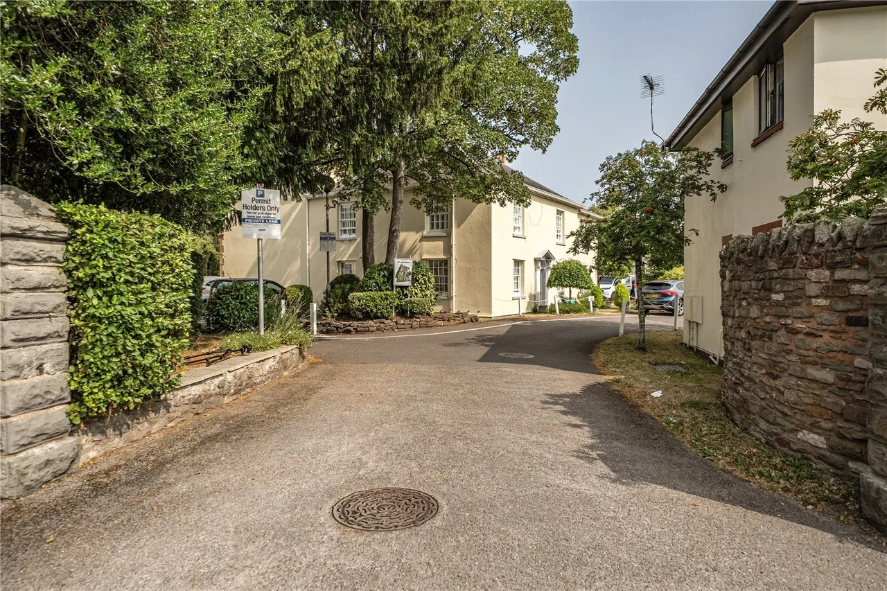 Westerleigh Road, Bristol, Gloucestershire, BS16, photo 16