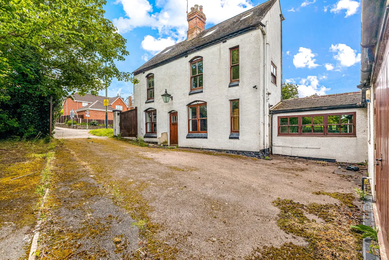 4 bed house for sale — Priory Cottage, Witherley Road, Atherstone, CV9 1LY