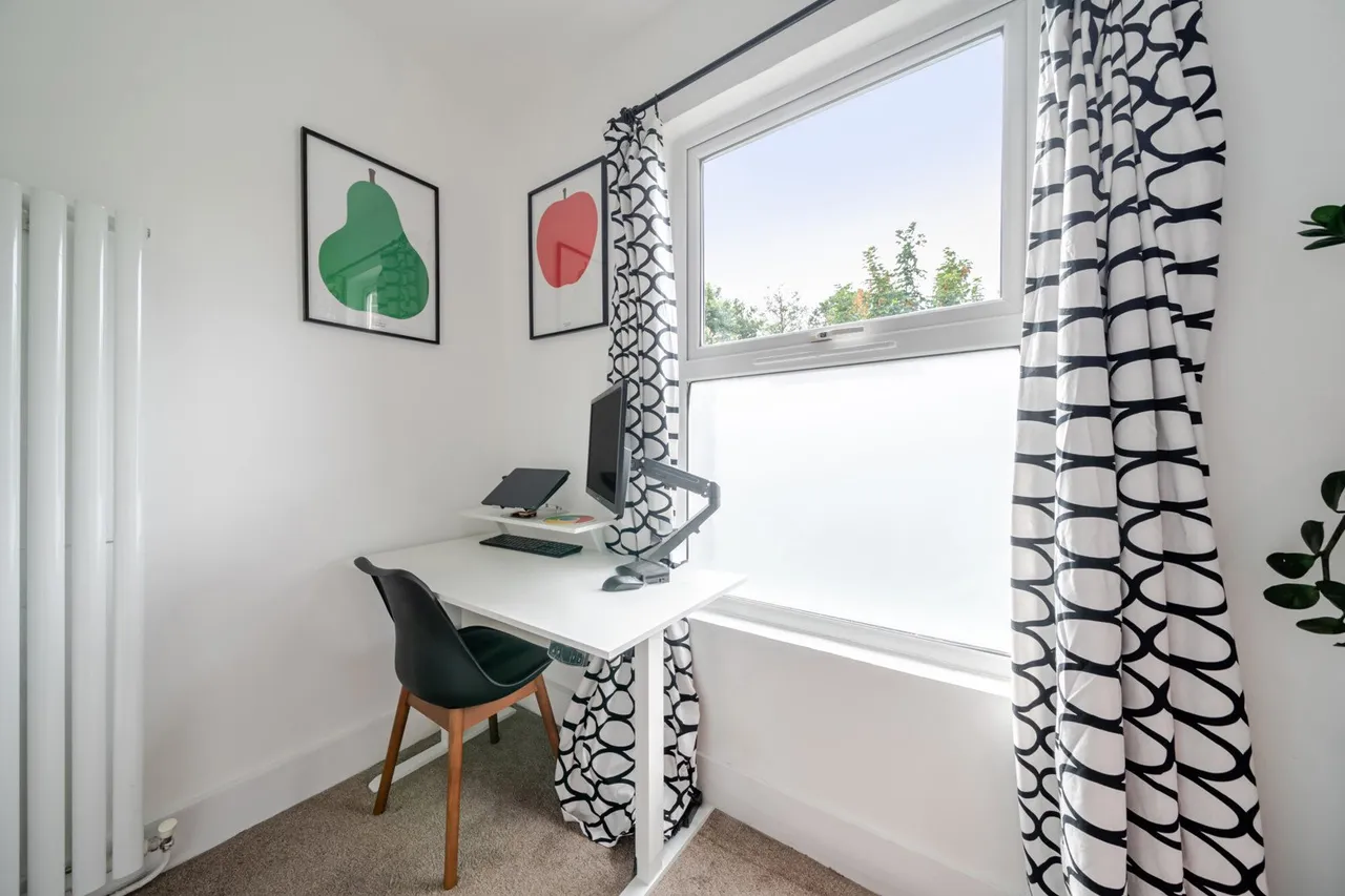 Farley Road, SE6, photo 13