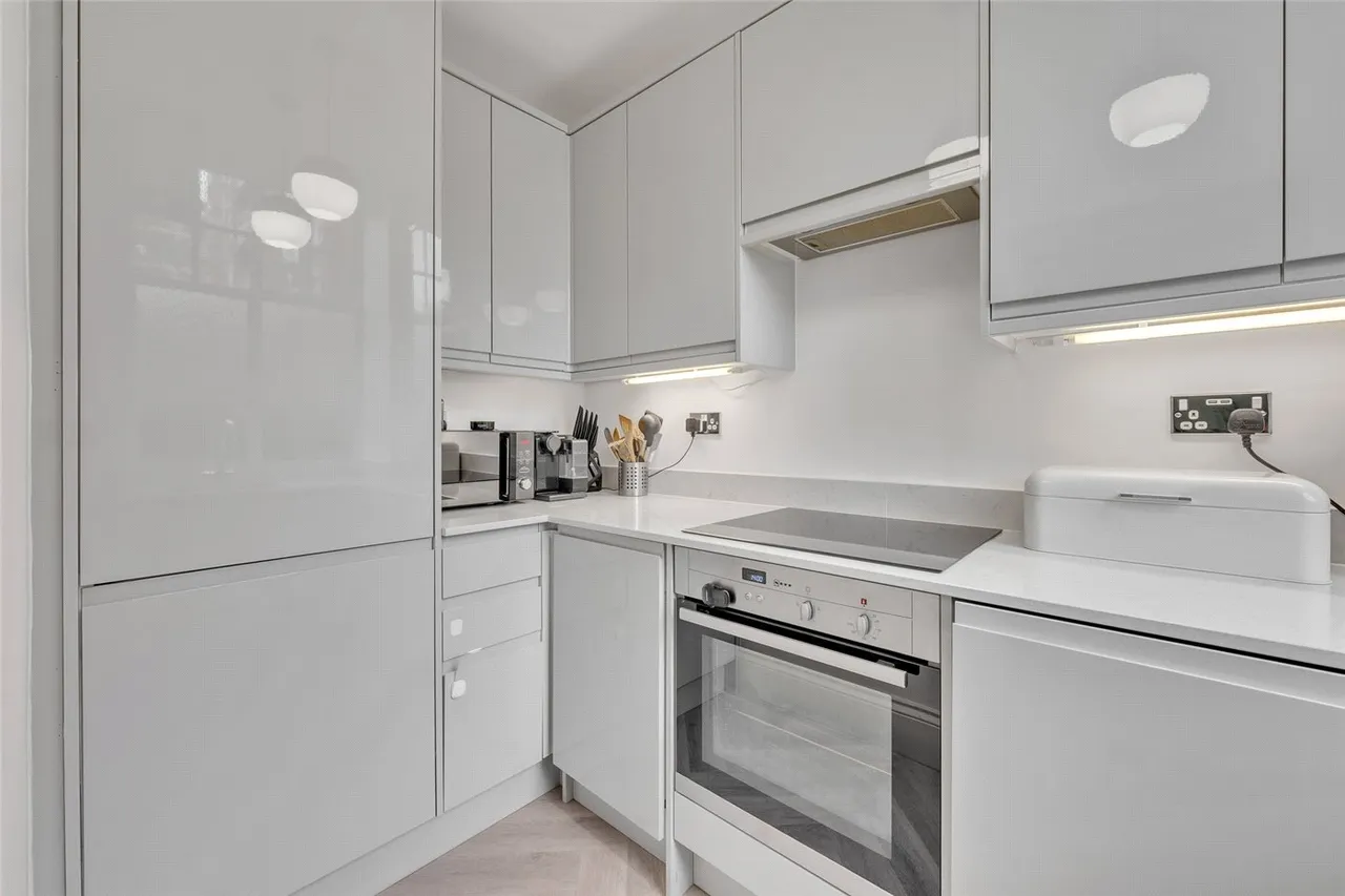 Clive Court, 75 Maida Vale, London, W9, photo 10