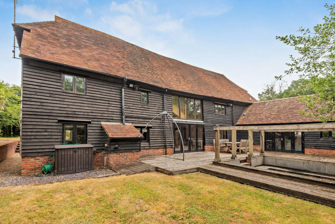 Tismans Common, Rudgwick, Horsham, West Sussex, RH12 3BL, photo 12