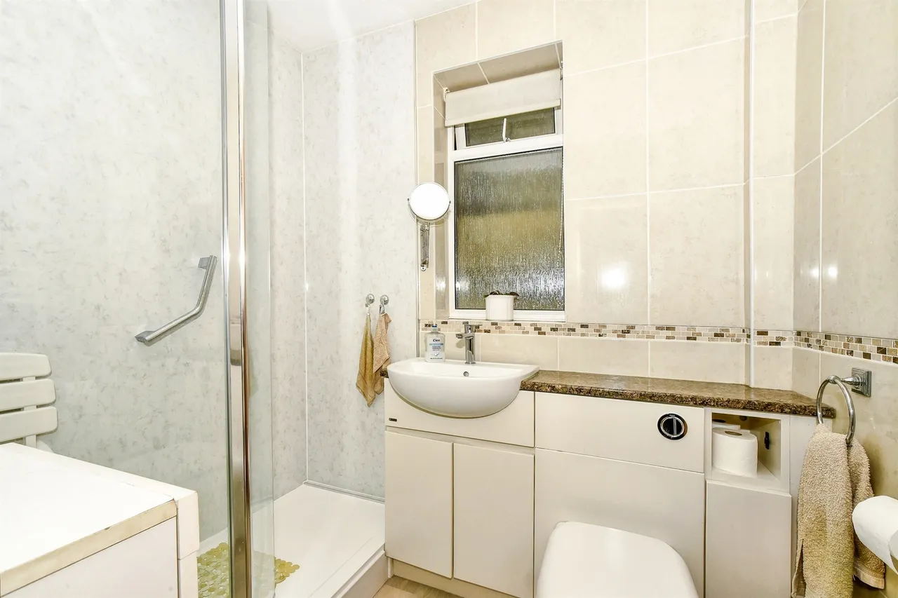 Lansdowne Road, Dry Sandford, OX13, photo 8