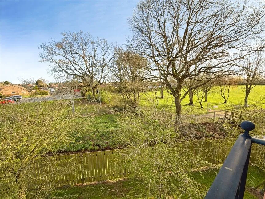 Heather Gardens, North Hykeham, Lincolnshire, LN6, photo 7