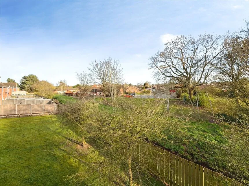 Heather Gardens, North Hykeham, Lincolnshire, LN6, photo 8