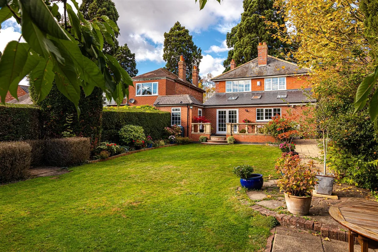 Pine Tree Avenue, Leicester, LE5, photo 37