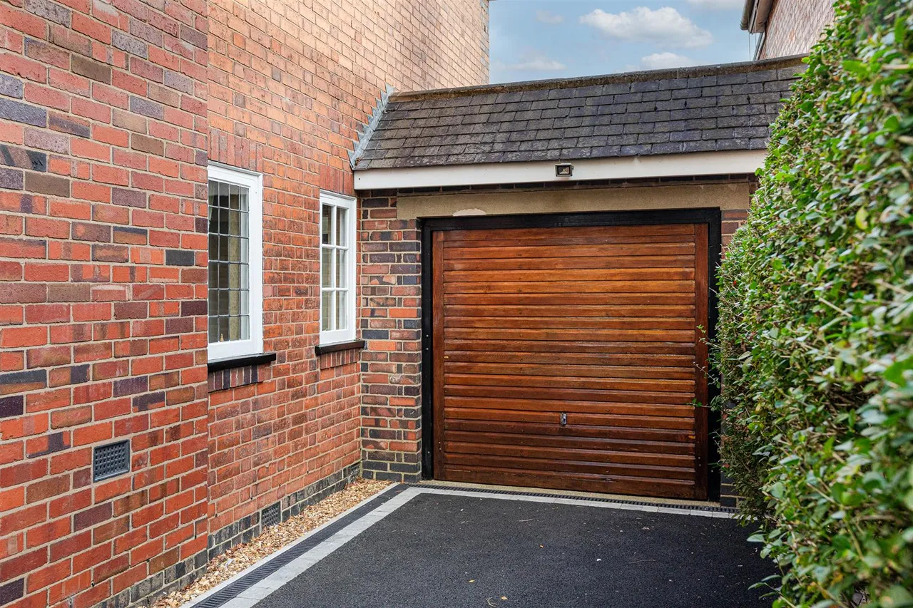 Pine Tree Avenue, Leicester, LE5, photo 29