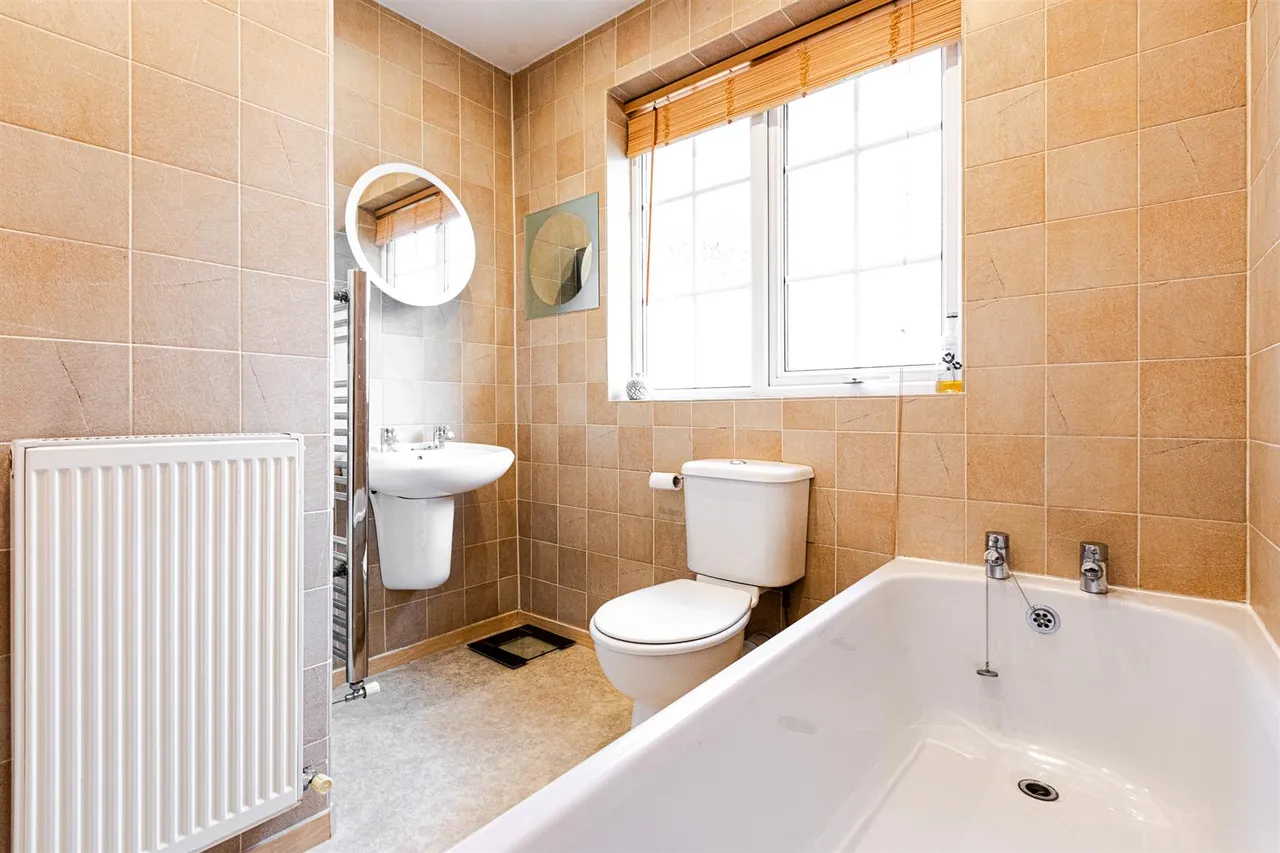 Pine Tree Avenue, Leicester, LE5, photo 27