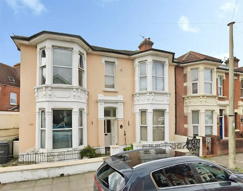 Gains Road, Southsea, Hampshire, PO4, photo 2