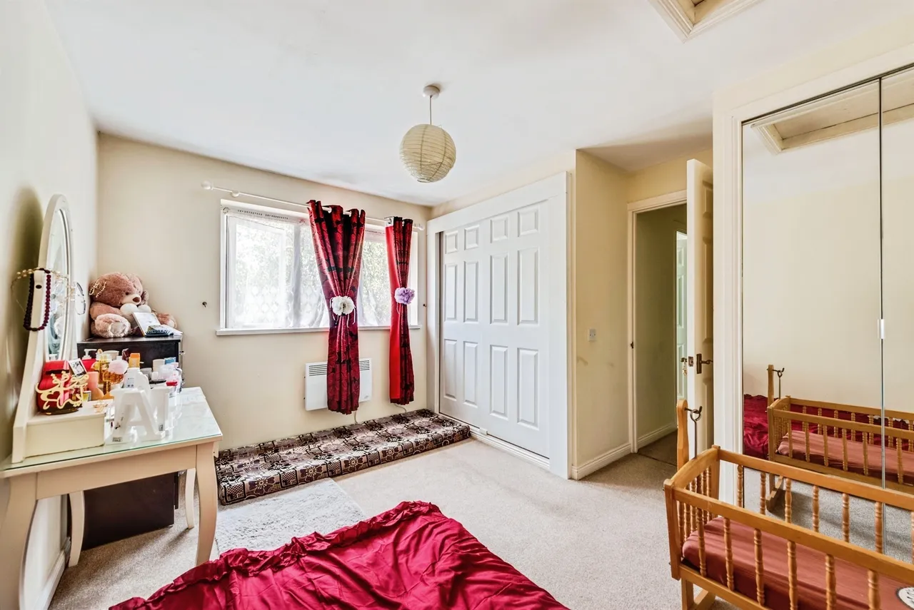 Barnum Court, Swindon, photo 8