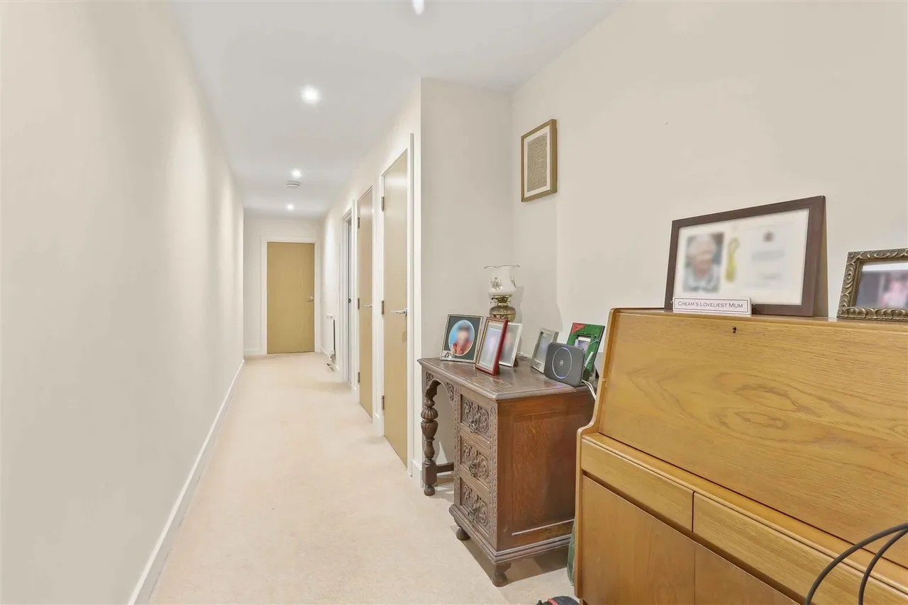 Whyte Mews, Cheam, SM3, photo 7