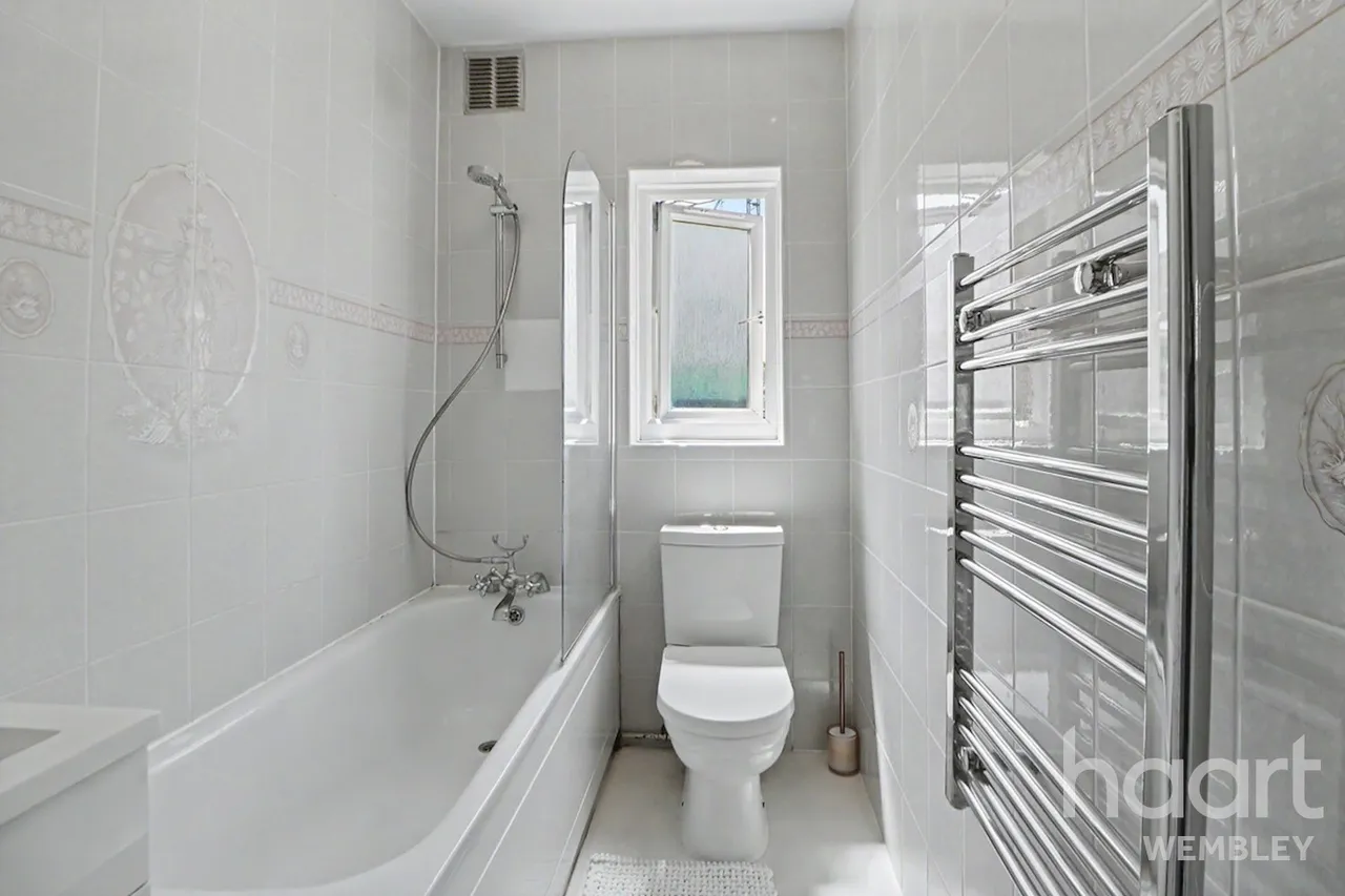 North End Road, Wembley, HA9, photo 5