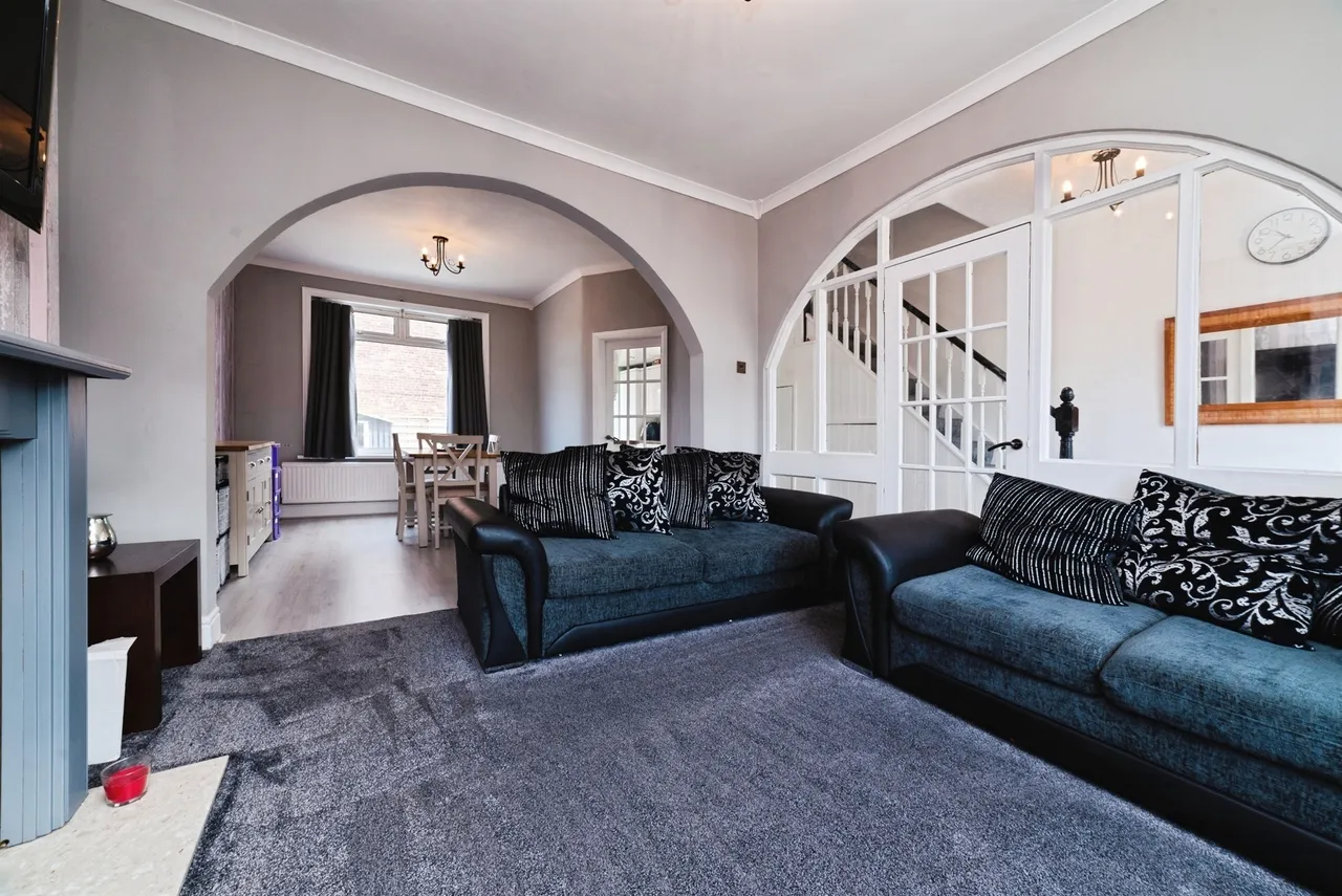 Hessle Road, Hull, photo 6