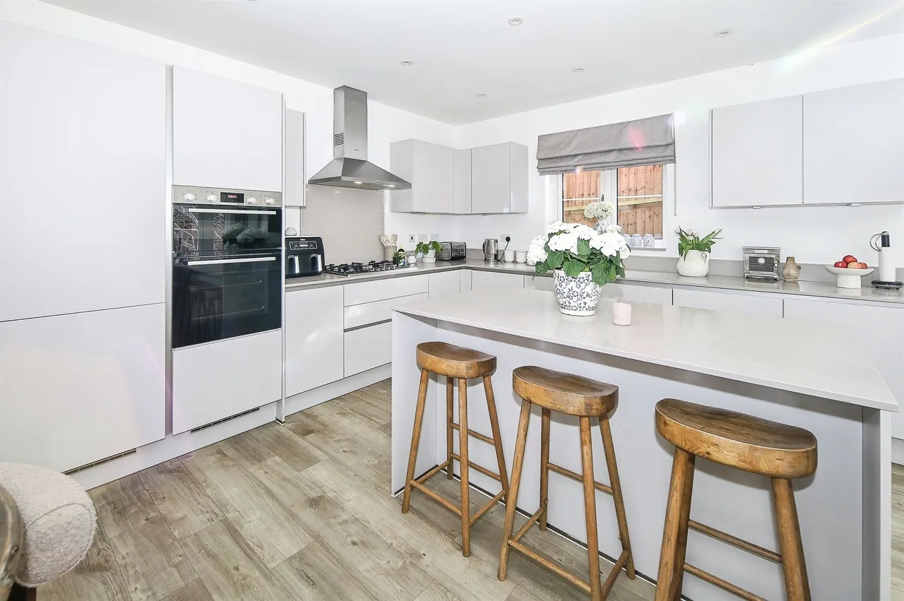Green Leek Lane, Burton Green, CV8, photo 3