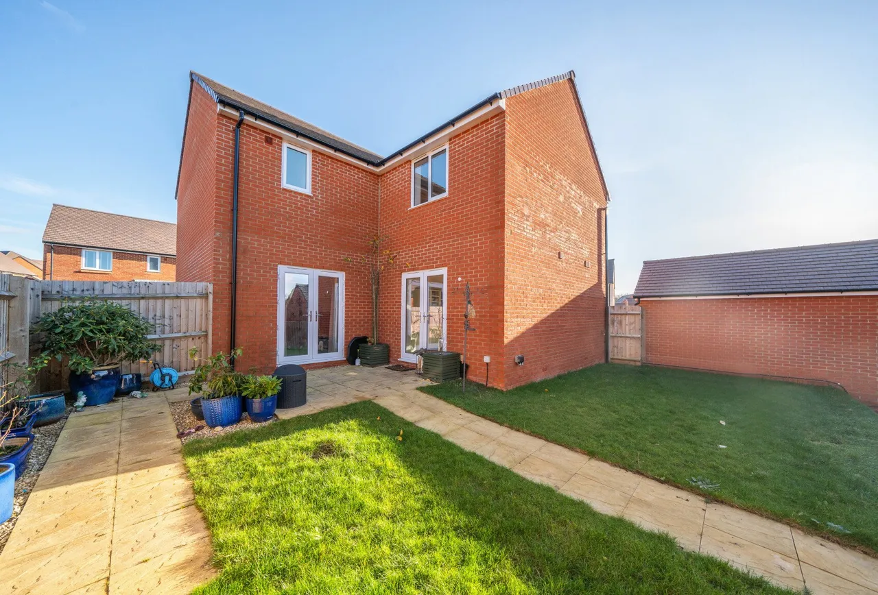 Springmead Avenue, Gloucestershire, Brockworth, GL3 4XU, photo 12