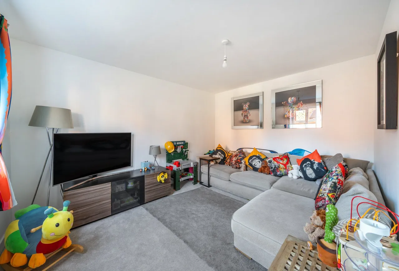 Springmead Avenue, Gloucestershire, Brockworth, GL3 4XU, photo 18