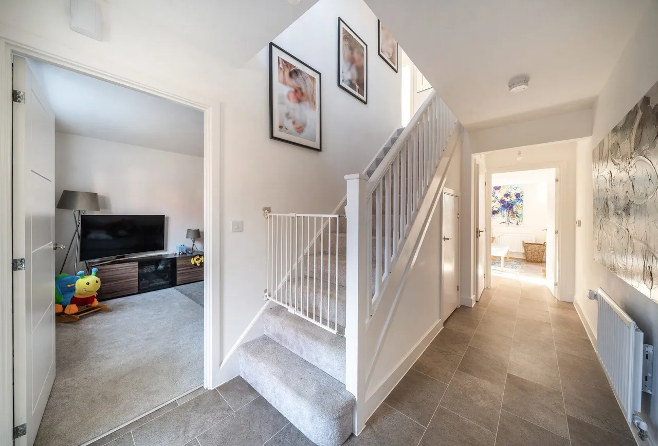 Springmead Avenue, Gloucestershire, Brockworth, GL3 4XU, photo 17