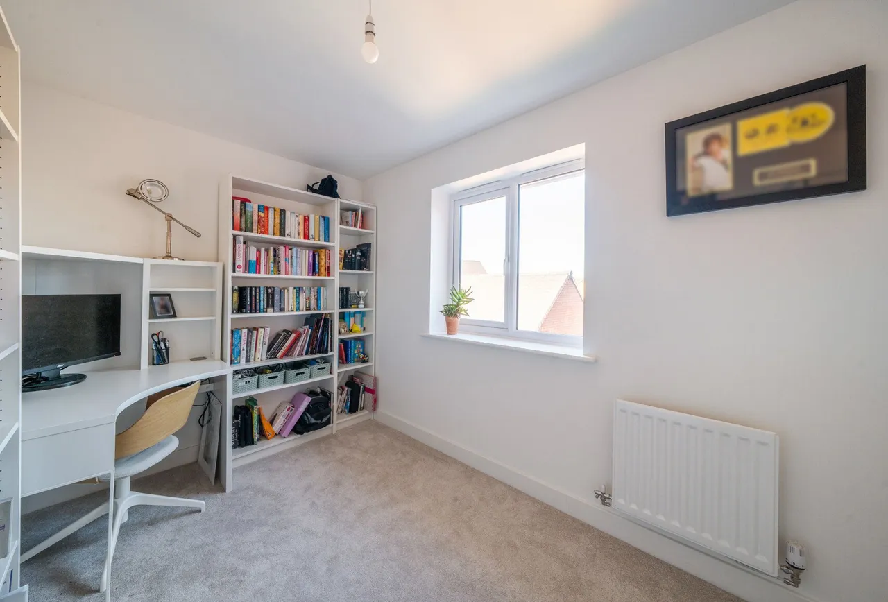 Springmead Avenue, Gloucestershire, Brockworth, GL3 4XU, photo 10