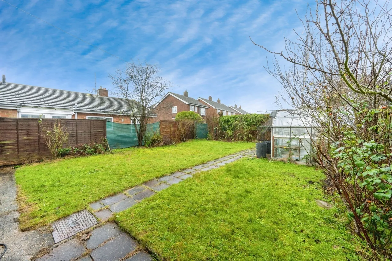 Conway Crescent, Bedford, Bedfordshire, MK41, photo 2