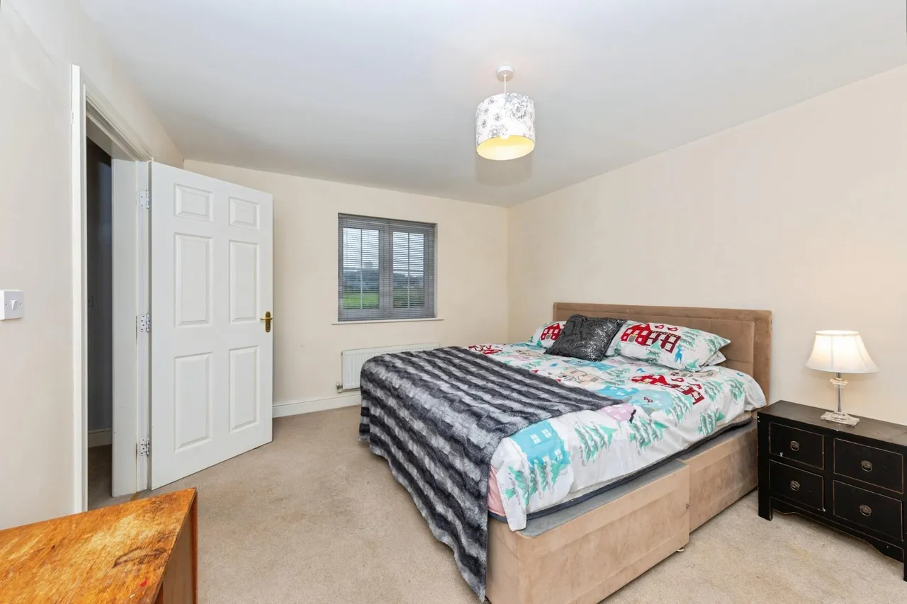 Llwyn Yr Eos, Carmarthen, SA31, photo 11