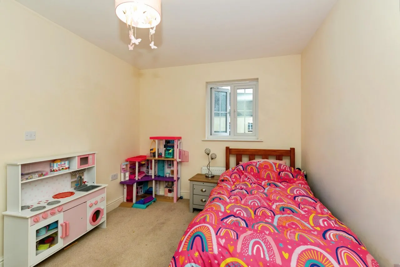 Llwyn Yr Eos, Carmarthen, SA31, photo 15