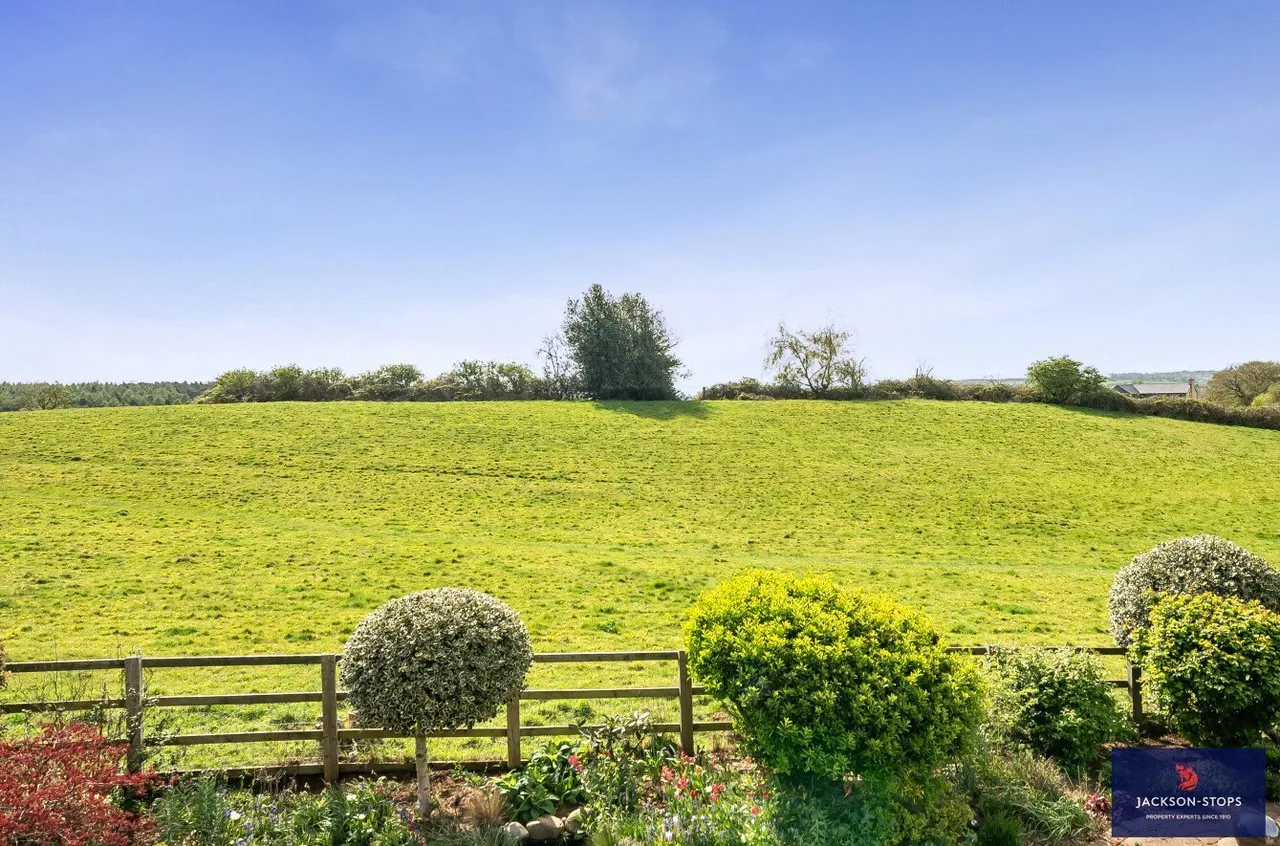 Ivy Lane, Great Brickhill, MK17, photo 26