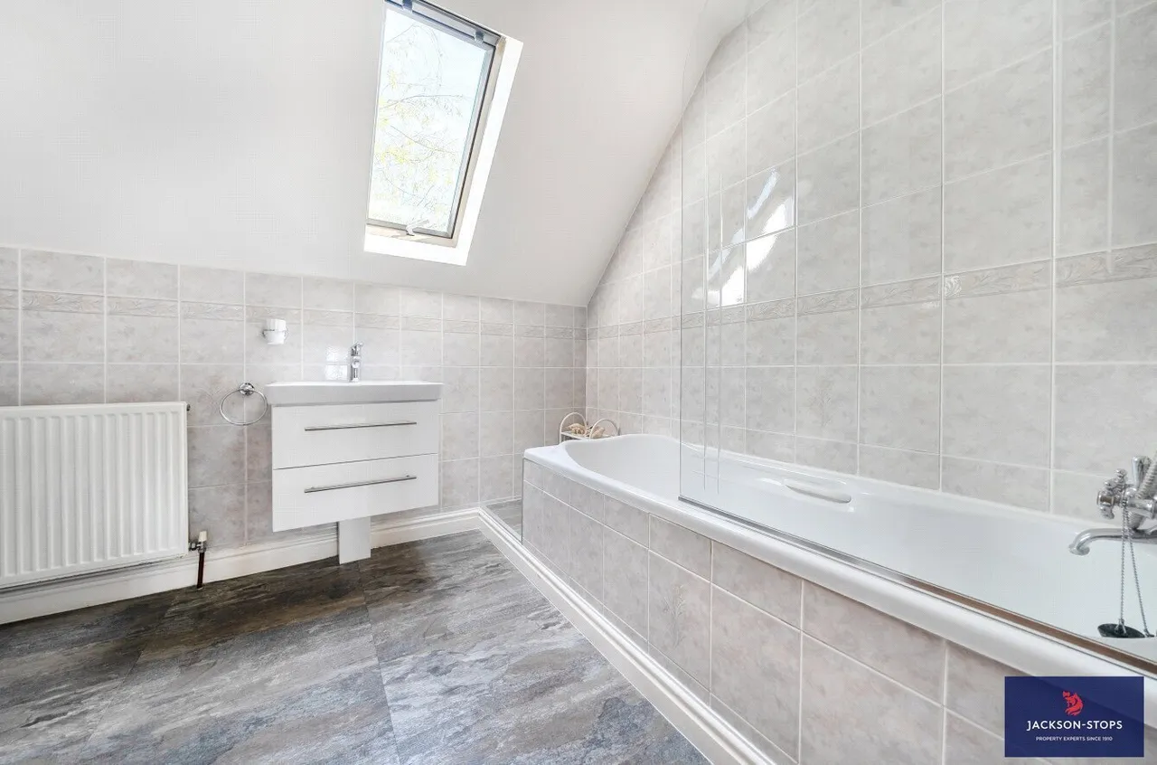 Ivy Lane, Great Brickhill, MK17, photo 17