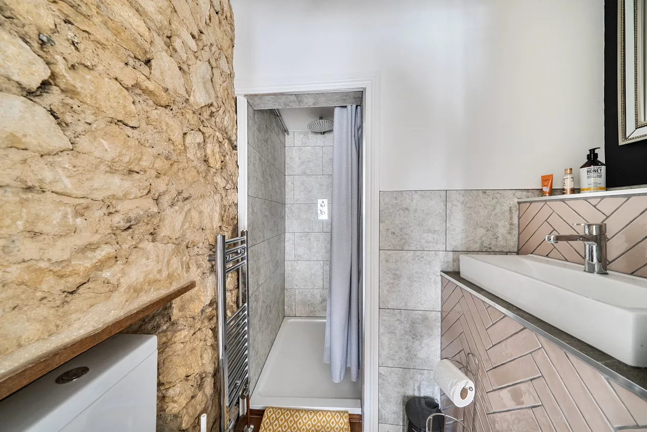 High Street, Freshford, BA2, photo 12