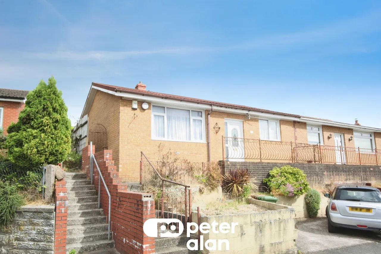 2 bed house for sale, Stonerwood View Newport, NP11