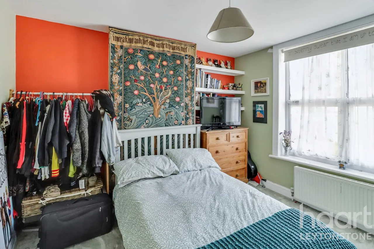 Drayton Road, London, E11, photo 15