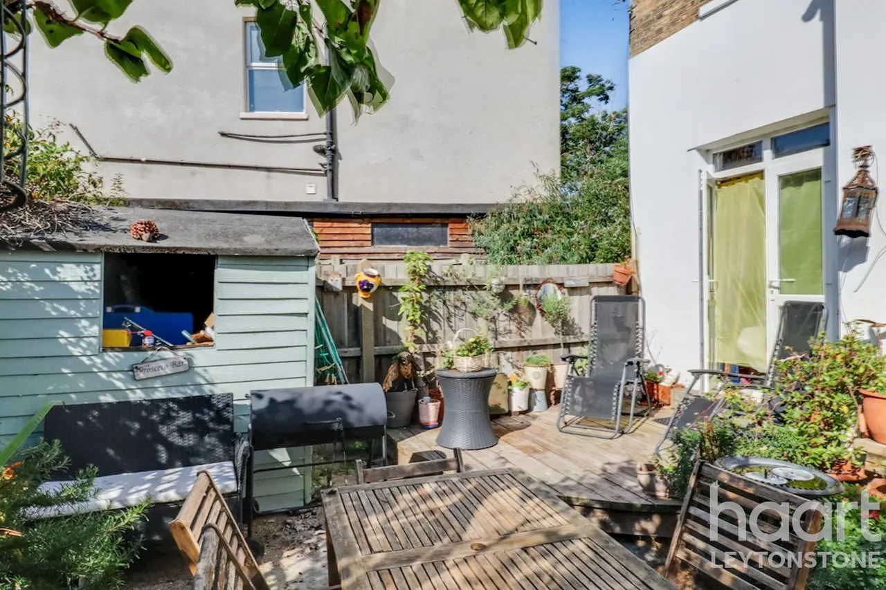 Drayton Road, London, E11, photo 4