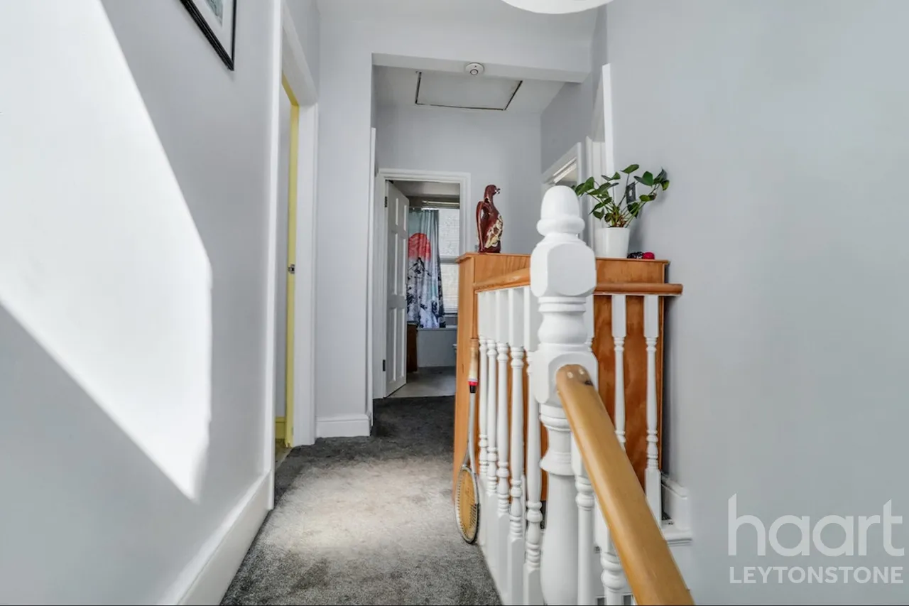 Drayton Road, London, E11, photo 11