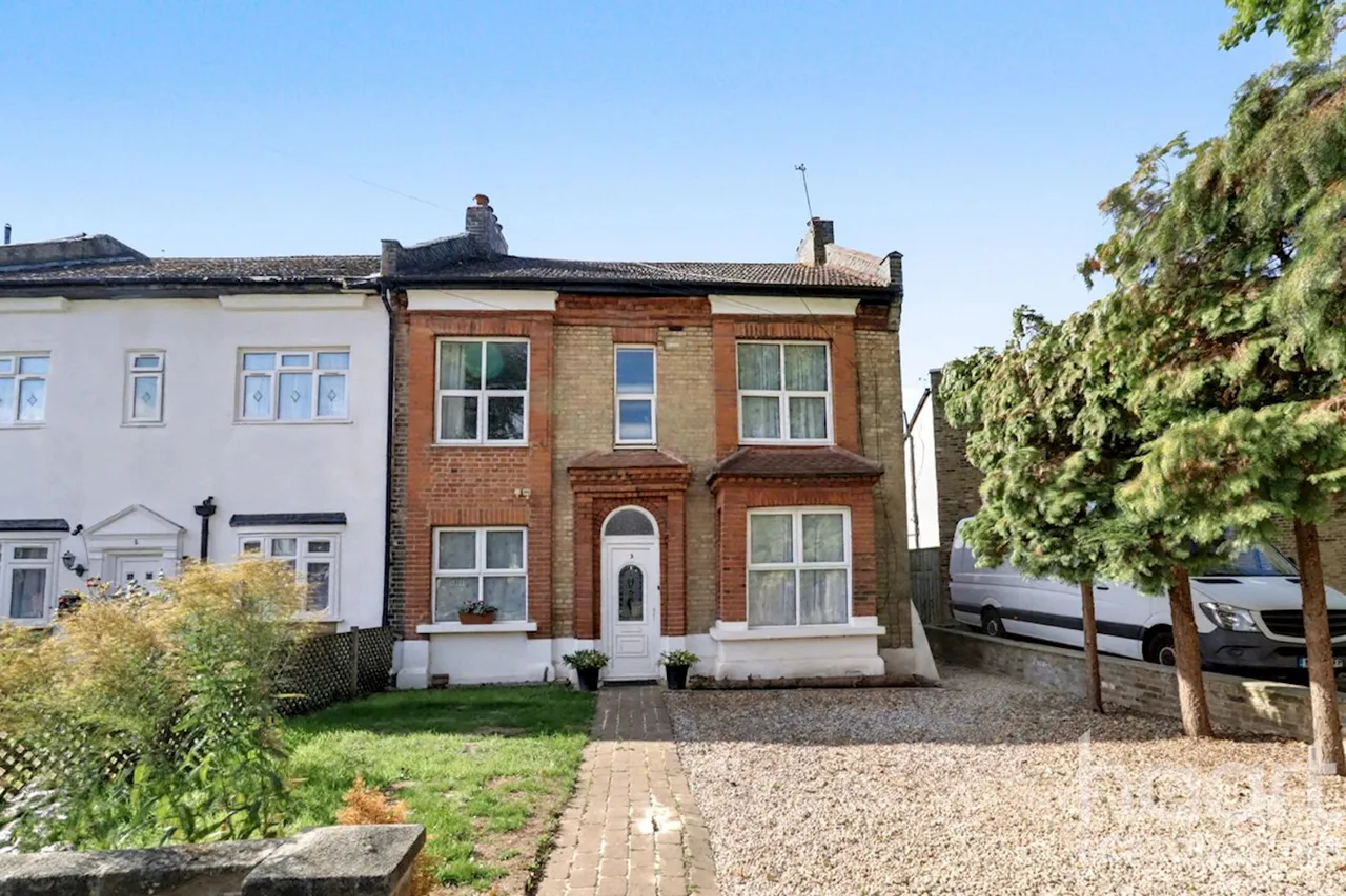 Drayton Road, London, E11, photo 27