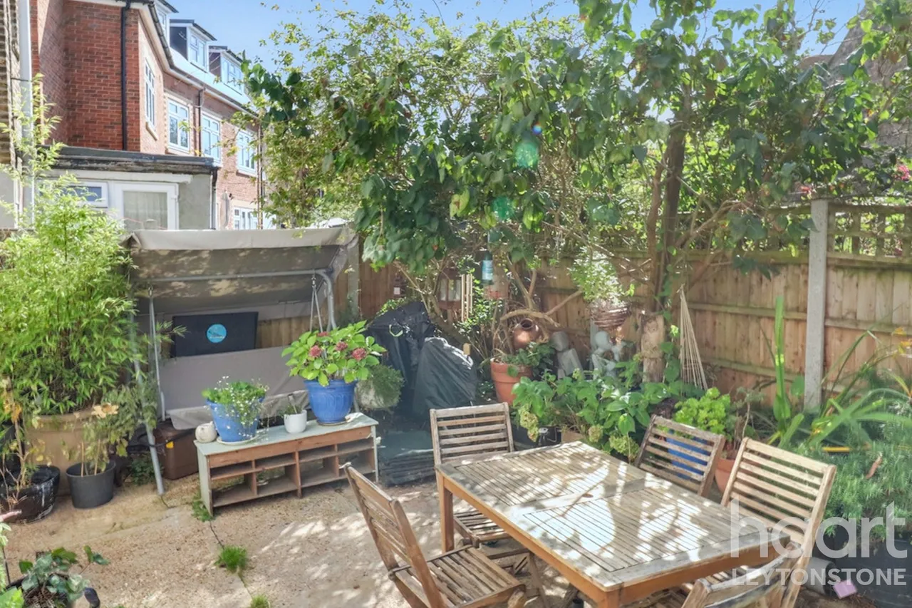 Drayton Road, London, E11, photo 21