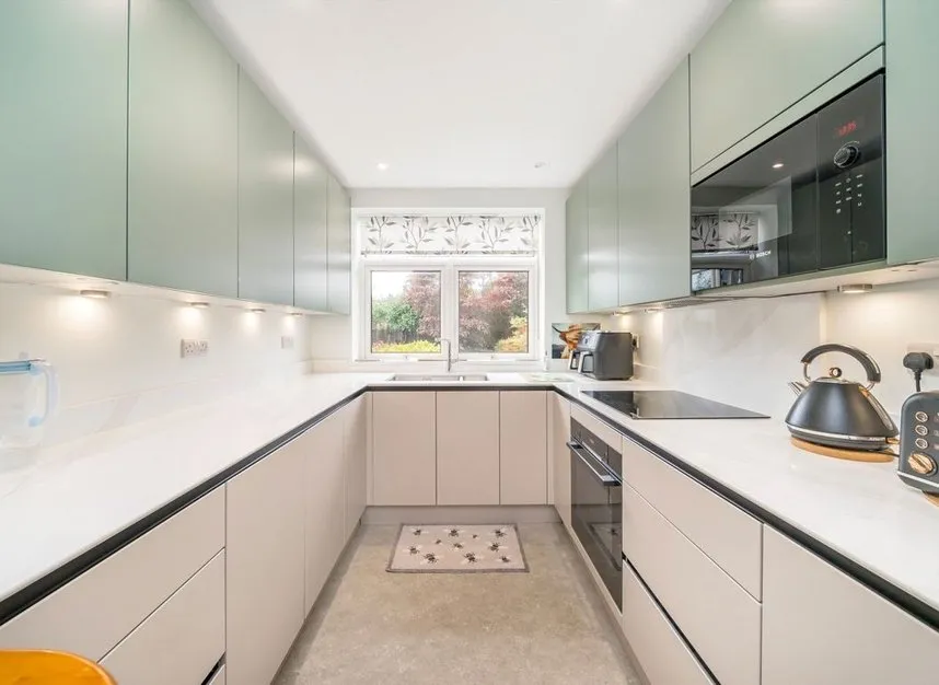 Westville Road, Thames Ditton, KT7, photo 3