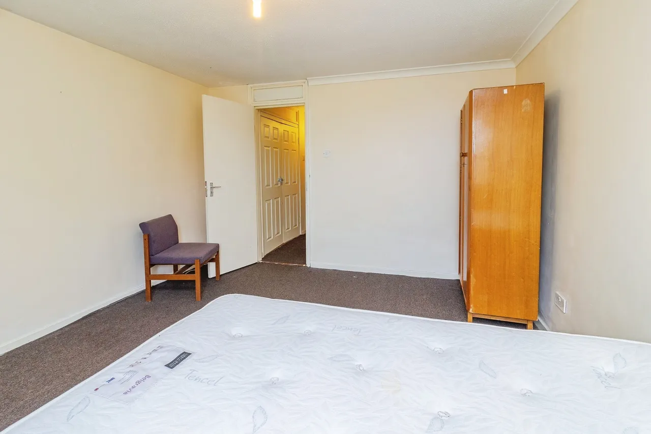Helford Place, Milton Keynes, photo 8