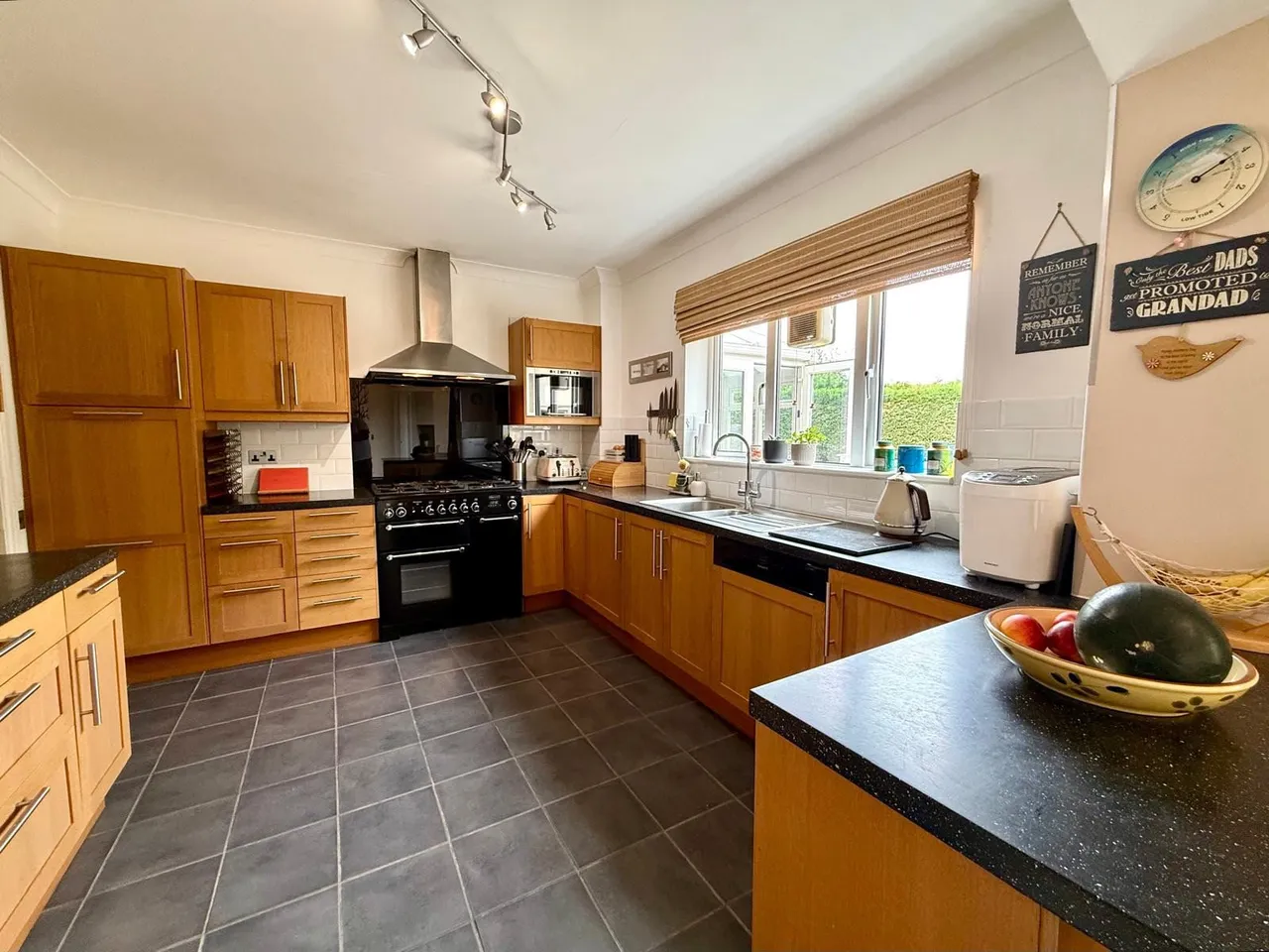 Vanbrugh Gate, Swindon, Wiltshire, SN3 1NQ, photo 15
