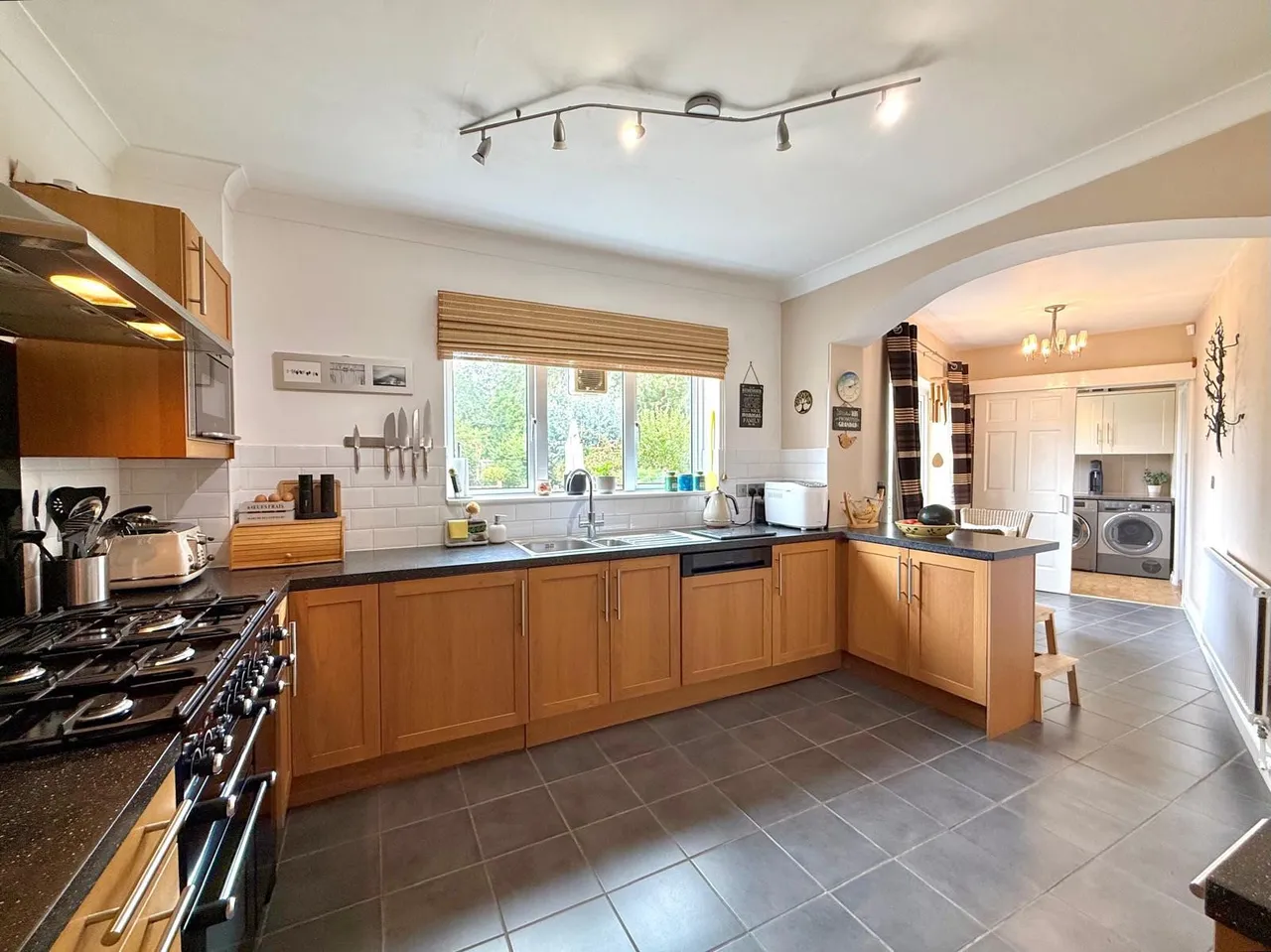 Vanbrugh Gate, Swindon, Wiltshire, SN3 1NQ, photo 2