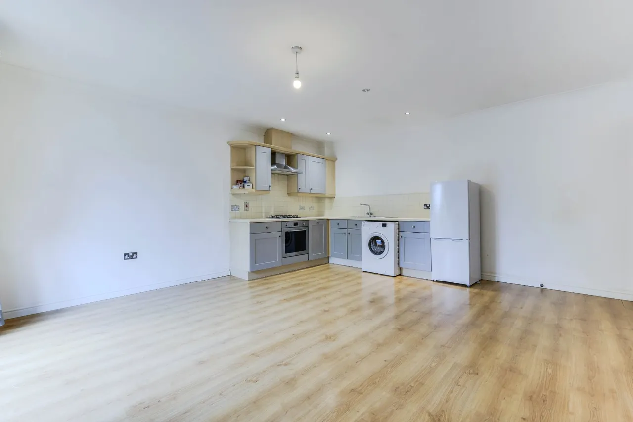 Narrowboat Wharf, Leeds, LS13, photo 5