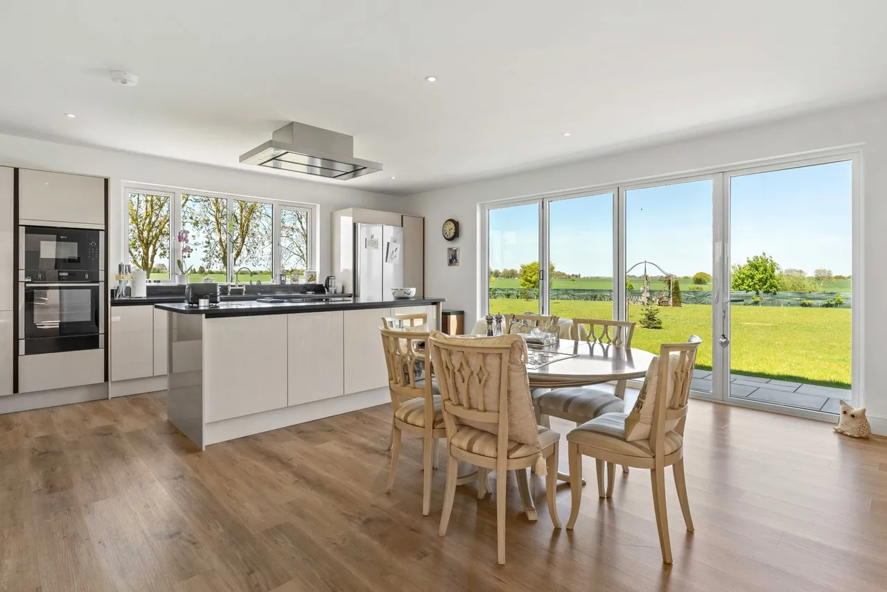 Woodend Lane, Beauchamp Roding, CM5, photo 40