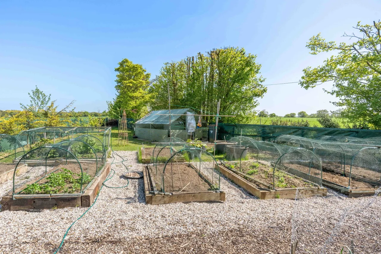 Woodend Lane, Beauchamp Roding, CM5, photo 51