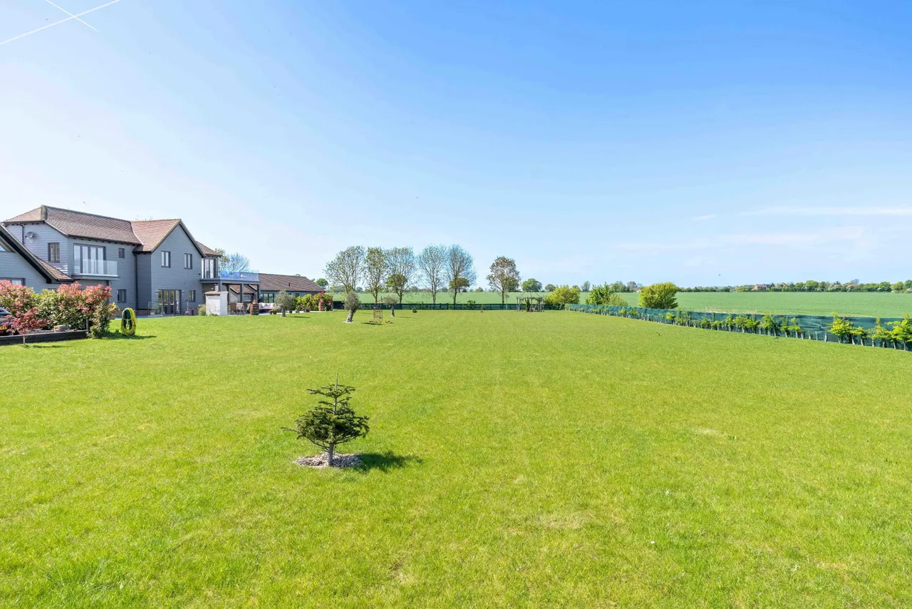 Woodend Lane, Beauchamp Roding, CM5, photo 49