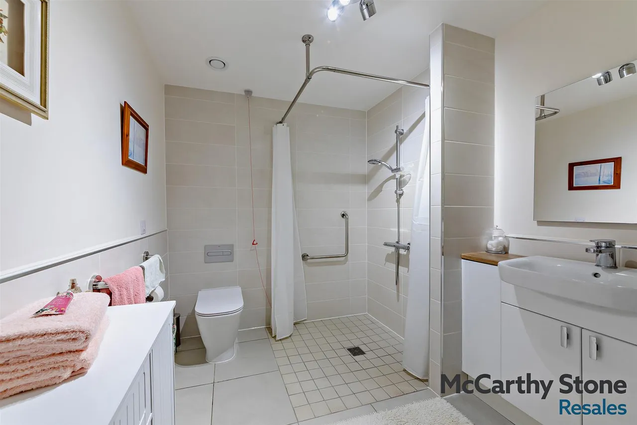Wetherby Road, Harrogate, HG2, photo 14