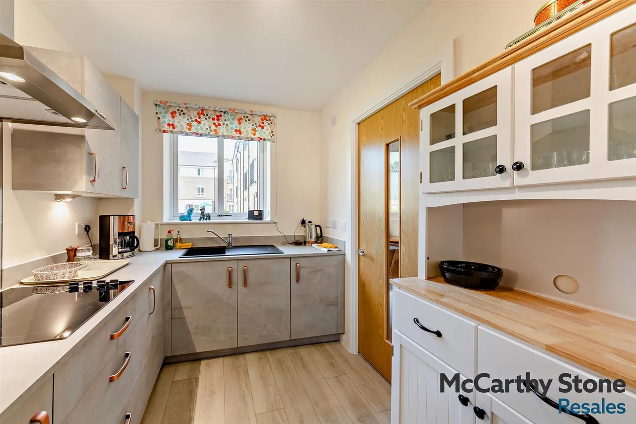 Wetherby Road, Harrogate, HG2, photo 7